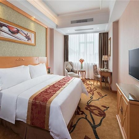 Vienna Hotel Tianbao Road Sencsen Kültér fotó